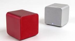 PARLANTE MINI FIGURA DE CUBO/BLUETOOTH/RADIO/MICRO SD/LLAMADAS